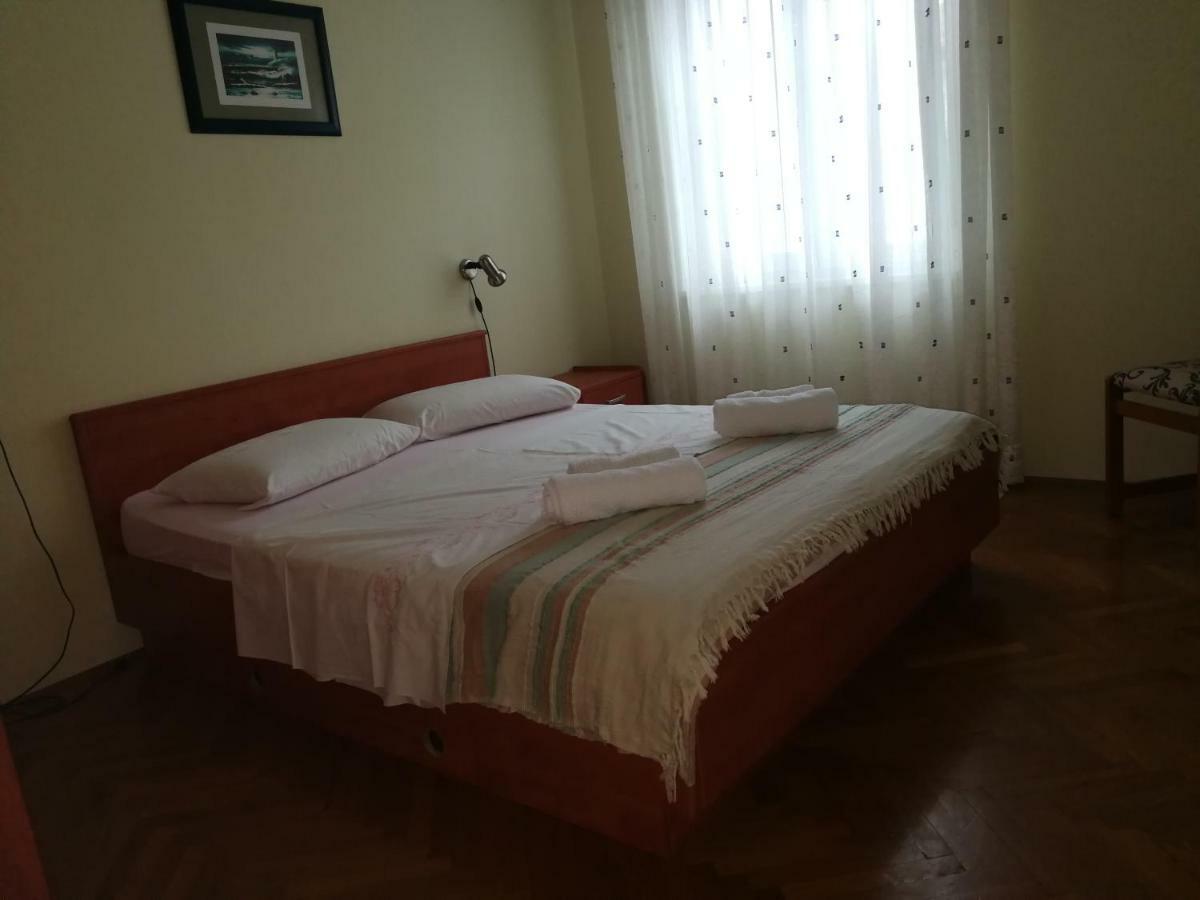 Apartment Violeta 1 Funtana Ngoại thất bức ảnh