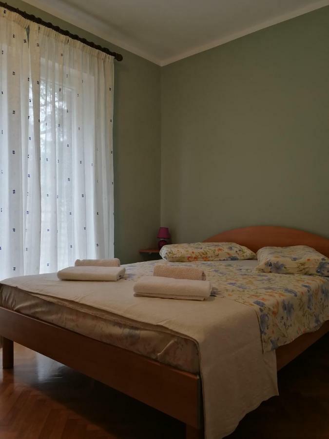 Apartment Violeta 1 Funtana Ngoại thất bức ảnh