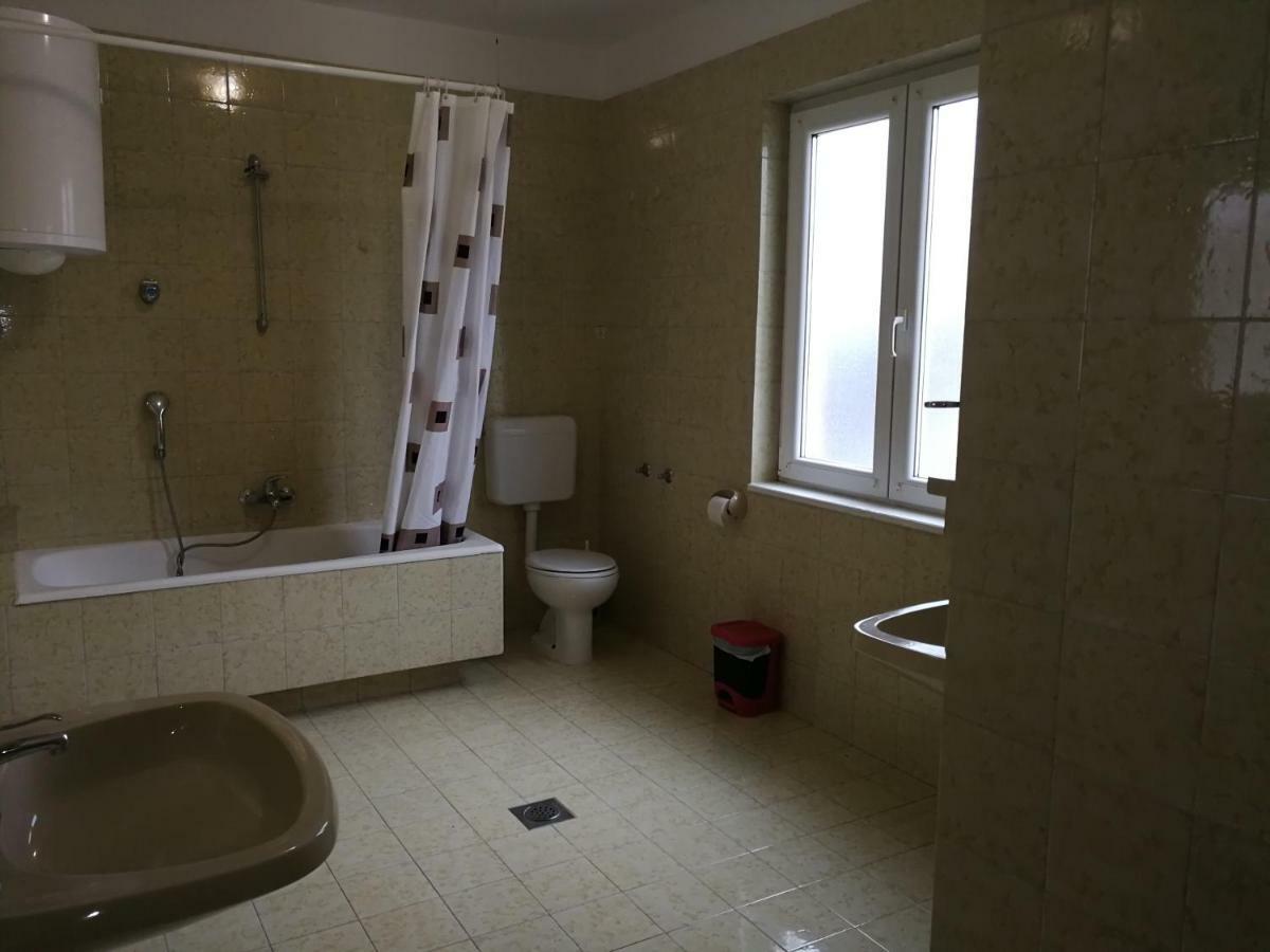 Apartment Violeta 1 Funtana Ngoại thất bức ảnh